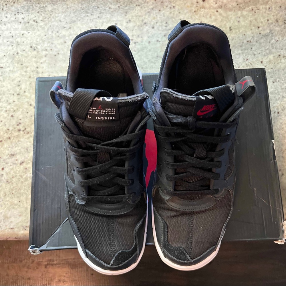 Air Jordan - MA2 Bred - Size 10 - Pre-owned , Good Condition DS - Picture 2 of 10